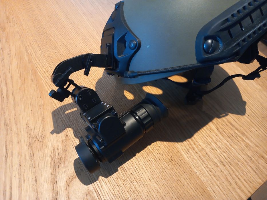 Noktowizor cyfrowy NVG.