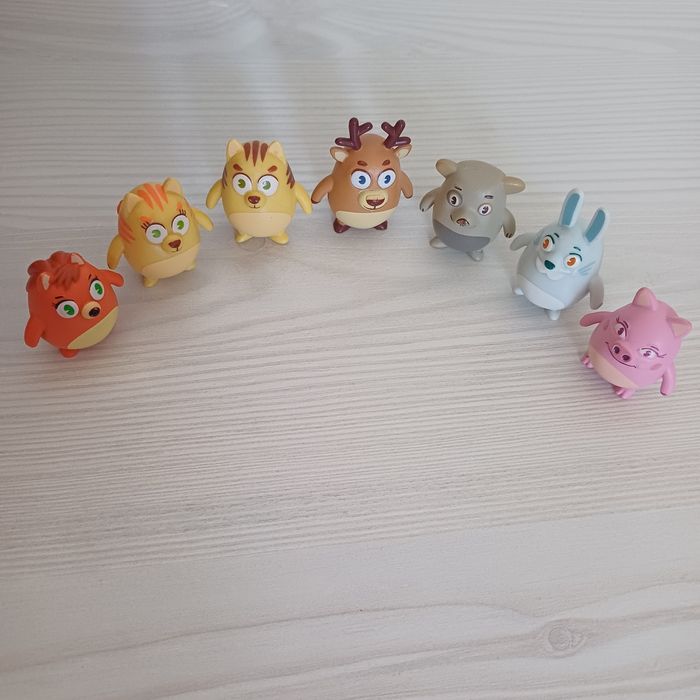 Cała kolekcja 7 figurek Czyściochowo PLUM! nowe