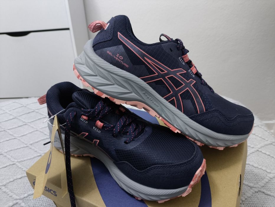 Sapatilhas ASICS gel venture 10