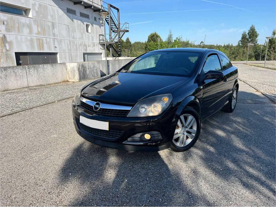 Opel Astra GTC 1.7 CDTI (190mil Kms)