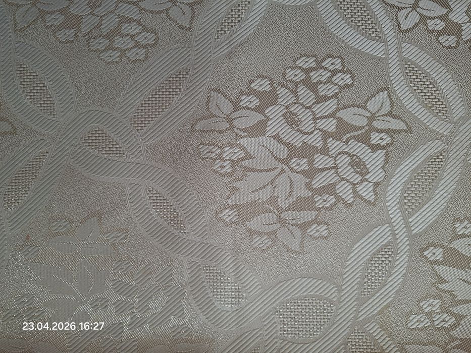 Duży obrus waniliowy 160x220