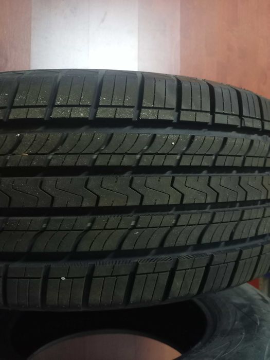 Vendo Pneus 255 65r16