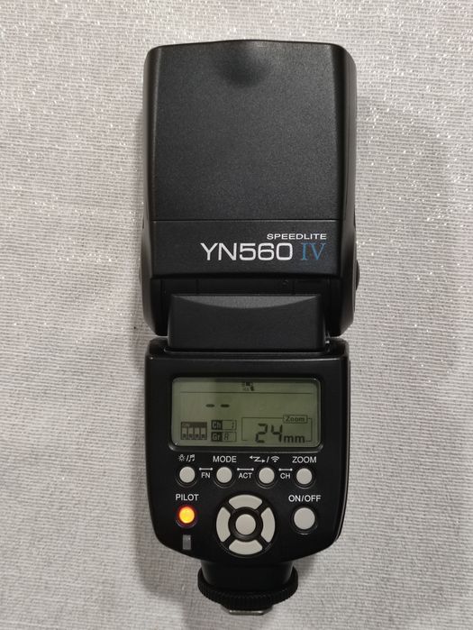 Lampa błyskowa YN-560 IV Yongnuo