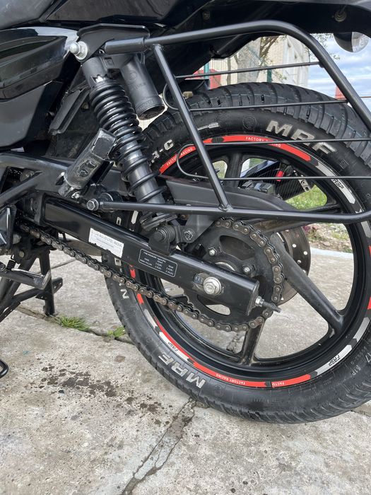 Продам пульсар 180