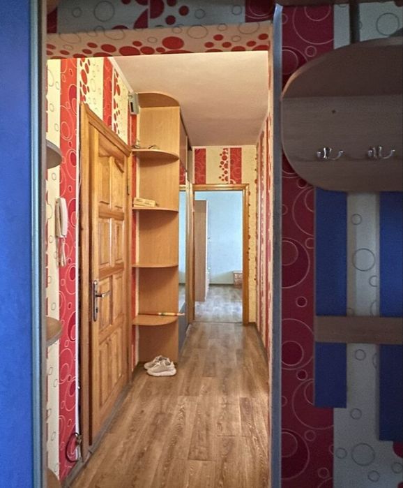 Продаж 2к  квартири 54 кв м пров. Незалежності