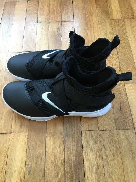Buty do koszykówki Nike Lebron Soldier 12 TB Black White Silver