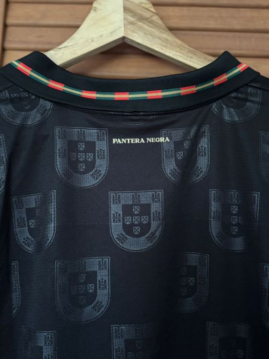 Vendo camisola Portugal edição limitada "Eusébio"