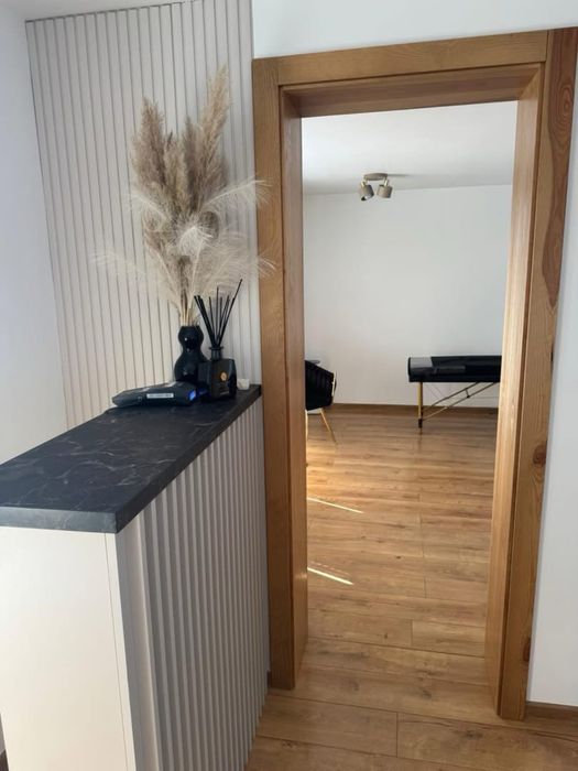 Lokal 35 m² do wynajęcia – gotowe stanowiska Beauty / gabinet / usługi