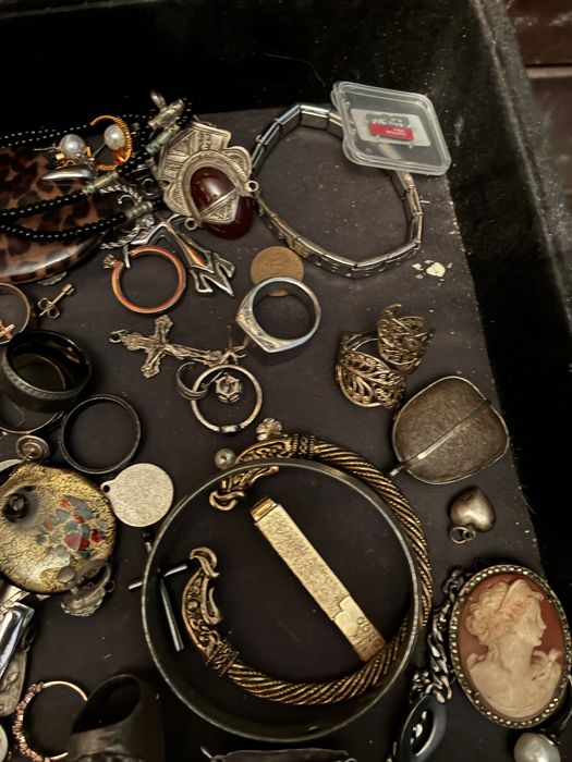 Varios relogios aneis pulseiras venda separadamente