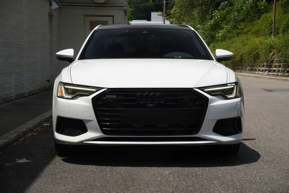 Audi A6 2.0      2023