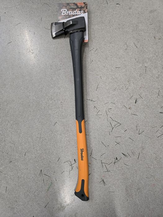 Siekiera Bradas 1500G