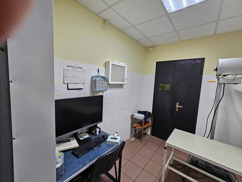 Сдаётся помещение 380 кв.м под клинику, салон по ул. Радужной (Перова)