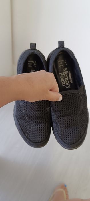 Sapatos pretos confortáveis tamanho 35