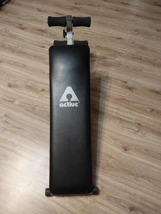 Ławeczka do brzuszków