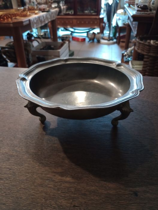 Piękna duża ciężka cynowa patera na nóżkach Vintage