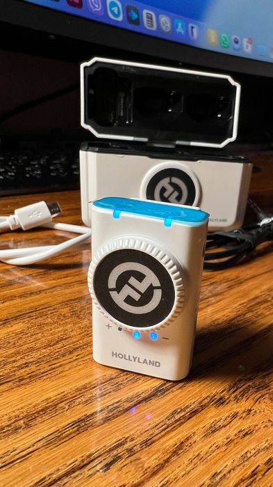 Hollyland Lark M2 білий ресивер та кейс зарядний для камери