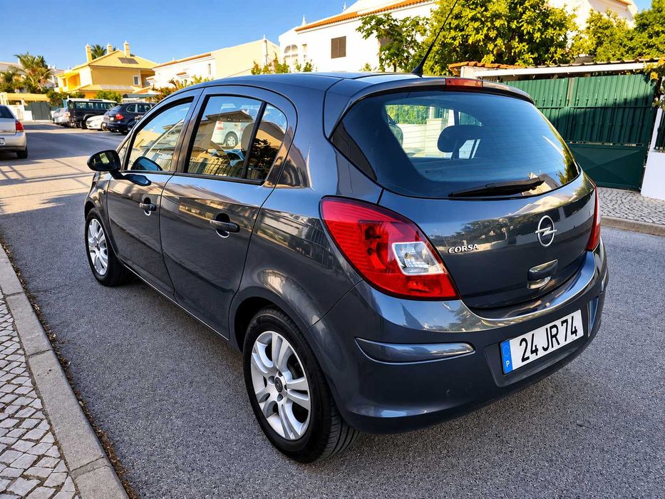 Opel Corsa D 2010 54.000 Kms Bom Estado