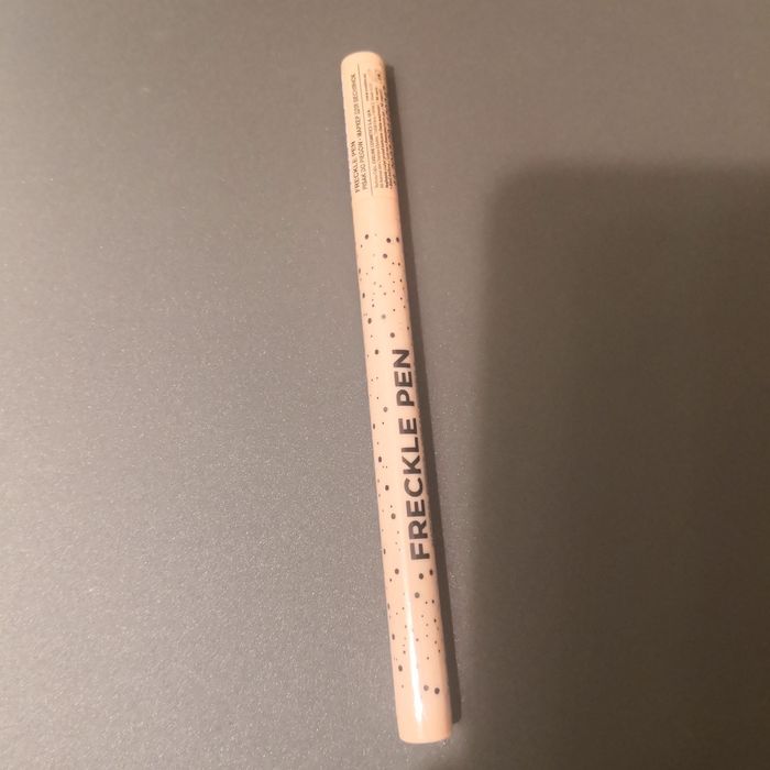 Eveline Freckle Pen Pisak do piegów