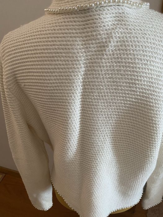 Casaco zara com perolas