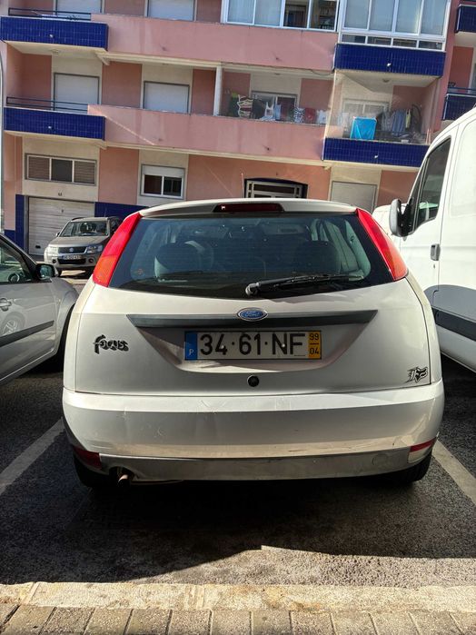 Ford Focus - 1.6 100cv - 1999  - 3 portas — photo 4