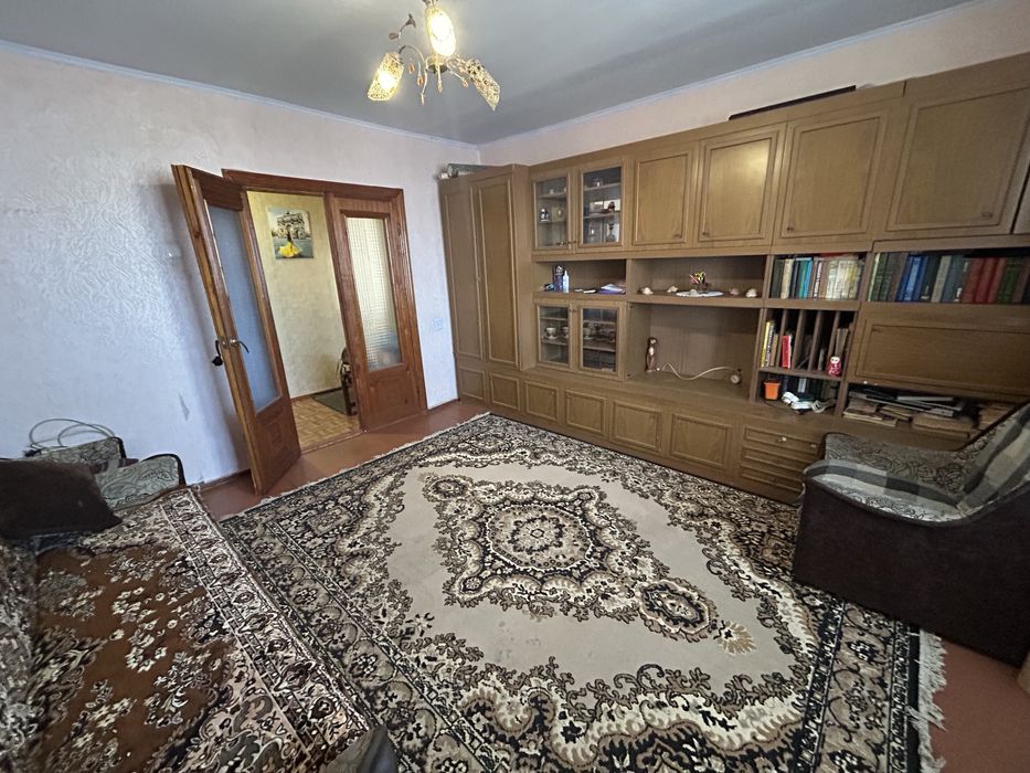Продам 3-ком квартиру по ул. Незалежности (Калинина)