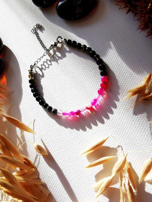 Bransoletka z małych agatów