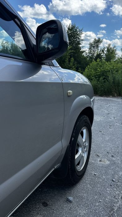 Hyundai Tucson 2005 VIN KMHJN81BP5U176720 фото оголошення 10 з 24
