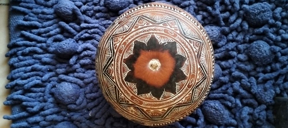 Cabaça peruana esculpida a mão (mandala). (ver desconto no texto)