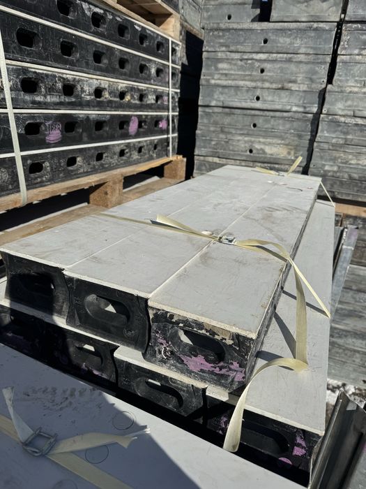 Szalunki ścienne / stropowe Peri Duo 241m2 + osprzęt