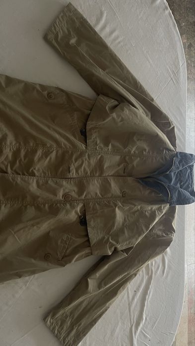 Parka bege  em  bom estado