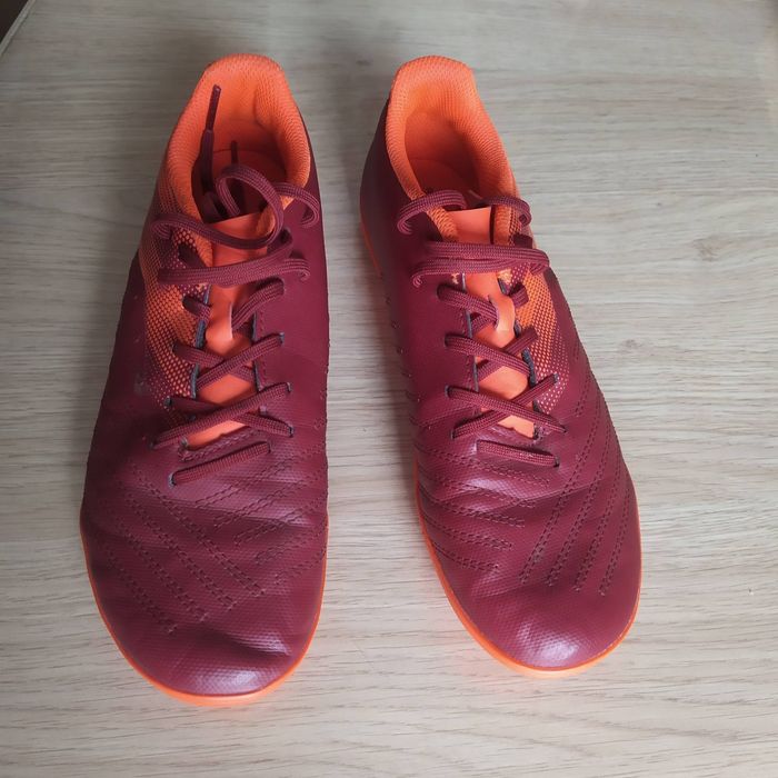 Бутсы футбольные