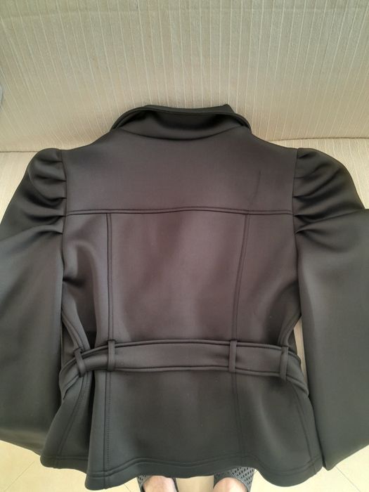 Casaco preto Zara