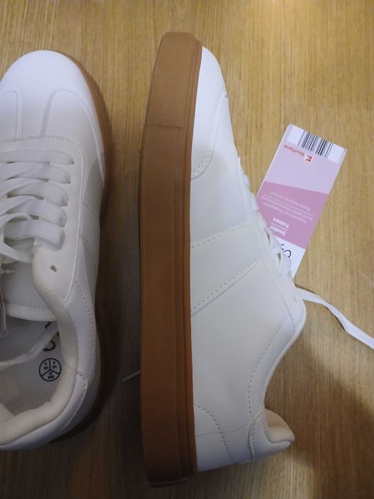 Nowe buty z metką rozmiar 39