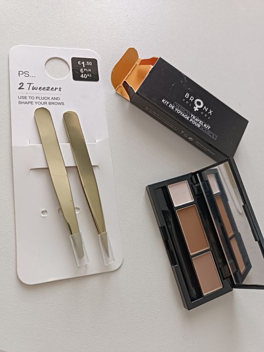 Набір для брів, тіні і пінцети