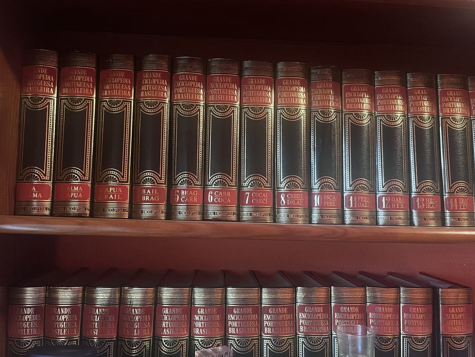 Grande Enciclopedia Portuguesa e Brasileira