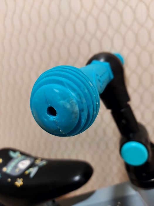 Продам беговел-велосипед 4в1