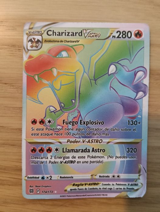 Carta Charizard V Astro raynbow (rara)