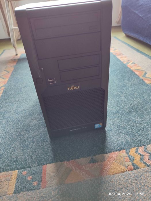Servidor Fujitsu Primergy tx100 s2
