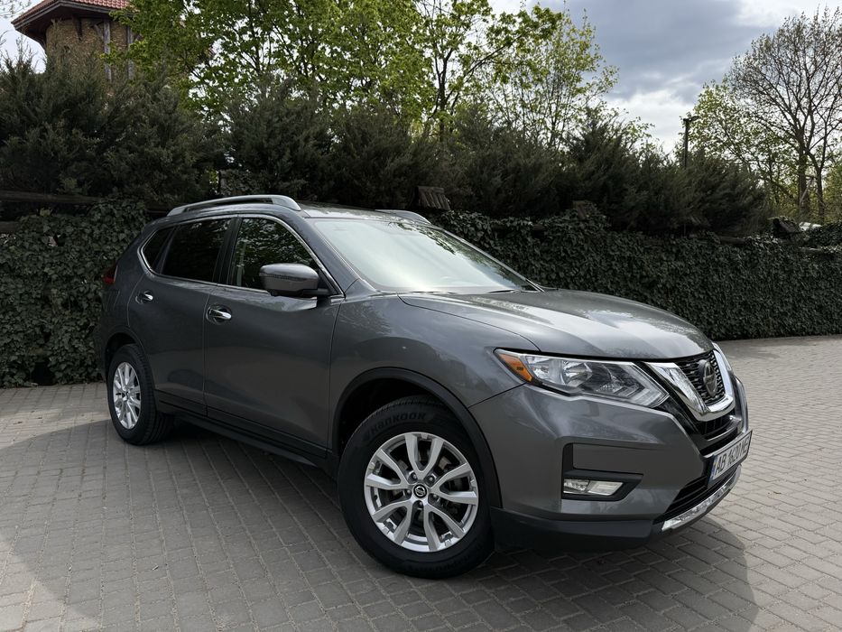 Nissan Rogue SV AWD 2018 рік