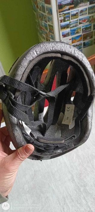 Kask rowerowy, czerwono czarny