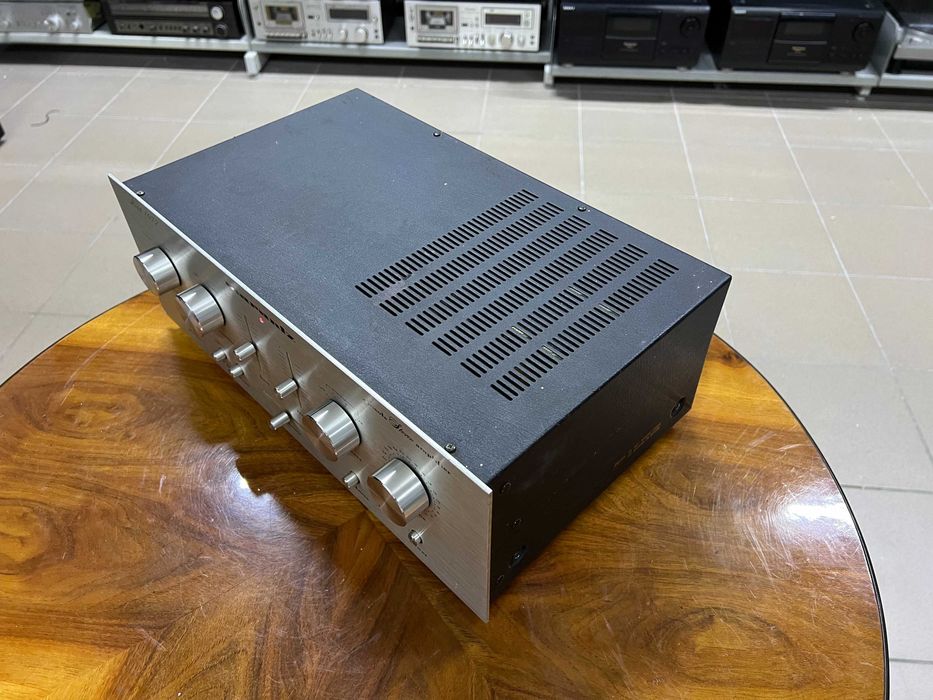 Wzmacniacz Marantz Model No. 1072 Vintage, Audio Room