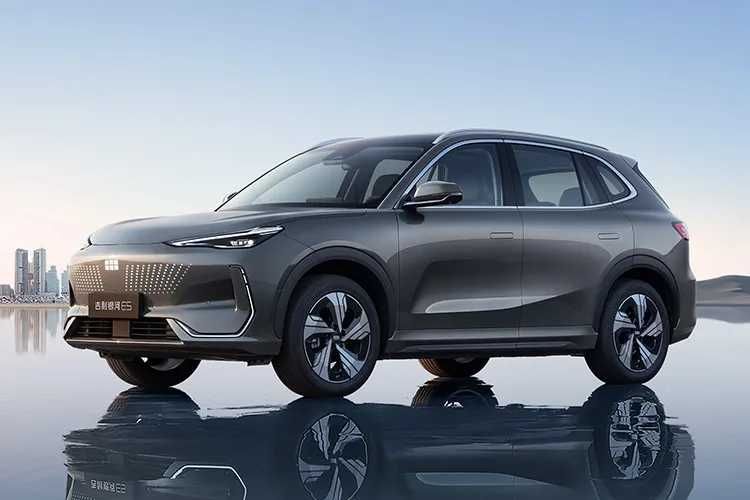 Електричний кросовер GEELY EX5 .  AUTOCHINA  Кривий Ріг .