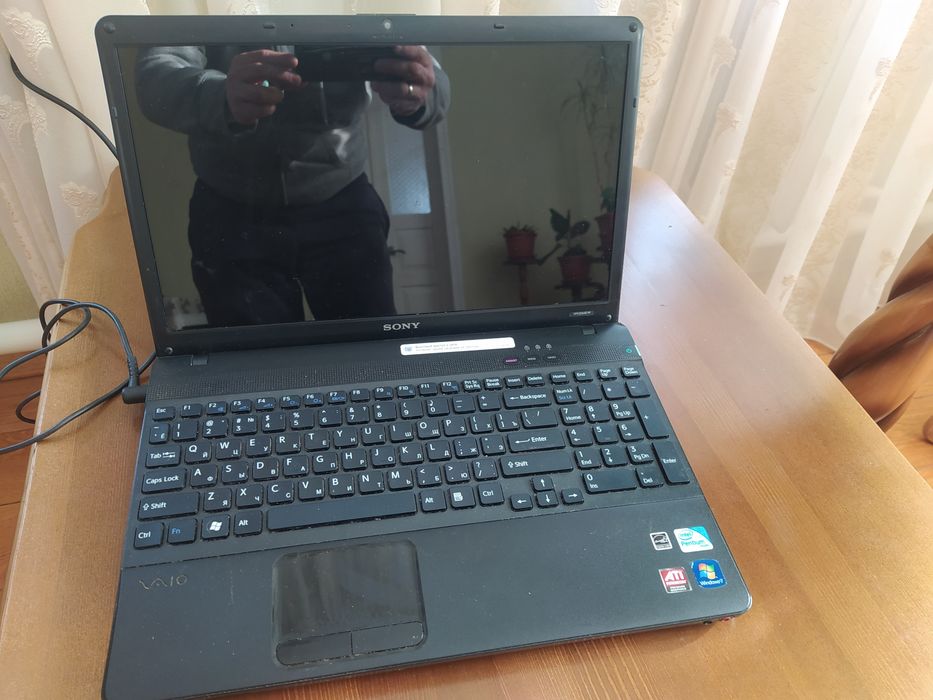 Ноутбук SONY  PCG -71211V