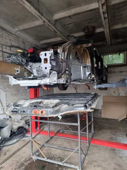 Батарея Tesla 82 кВт Tesla Model 3 та Model Y