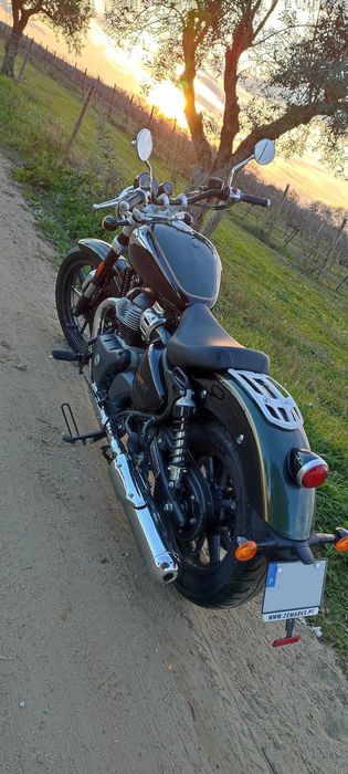 Cruiser Royal Enfield 650