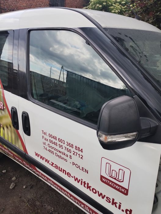 Drzwi przód przednie prawe opel combo D kompletne