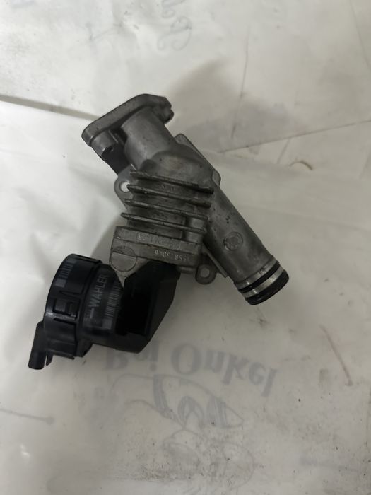 Zawór EGR  BMW E87 E88 E82 E90 E92 2.0i bmw