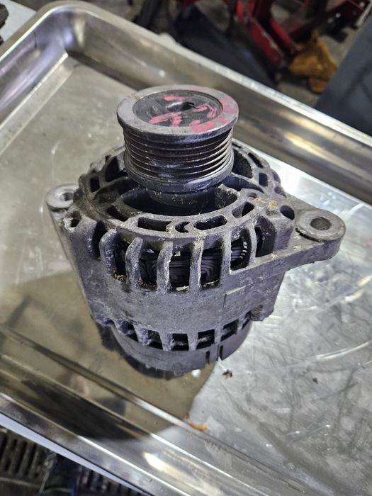 Alternator Opel 1.9 cdti  Astra h Zafira