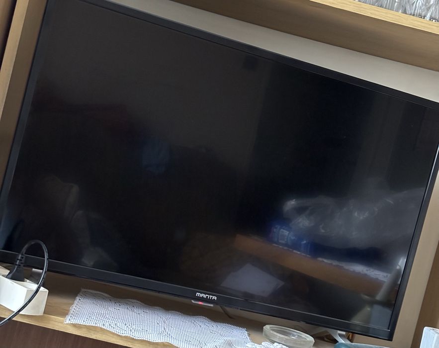 Telewizor Manta 32 cale, ma YouTube i Netflix