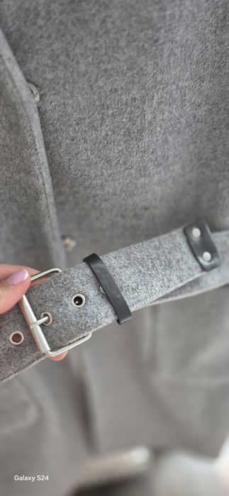 Szary płaszcz Tatuum